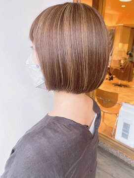 モリオフロムロンドン 原宿本店(morio from London) 【morio 原宿】大人切りっぱなしボブ　ハイライト　ベージュ系