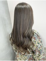 リーオオサカ(Lee Osaka)&nbsp;【Lee大阪店】ナチュラル×オリーブベージュ/新出奈津樹