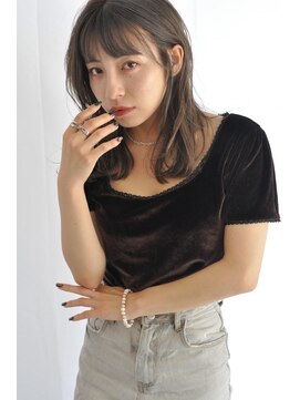 トリッカ 代官山(tricca) グレージュミディアム