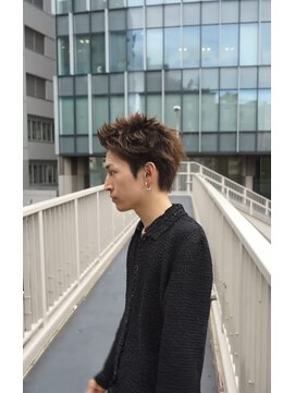 アットラブ バイ ベル(at'LAV by Belle) 万能フォルム！大人の束感スパイキーショート