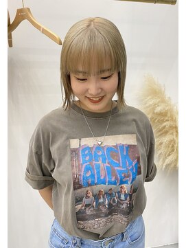 エマン(AIMANT) ブロンドベージュ