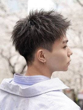 ゼロ 渋谷(XeRo) 爽やかツーブロック【アップバングショート】