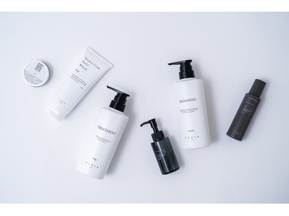 クララ ヤエセ(CLALA Yaese)の写真