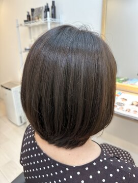 モクヘアー(moc hair) ショートボブ