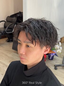 アイヴィー 池袋(IVY) 前髪下ろせるツイスパセンターパート[池袋/メンズサロン]