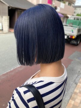 ローレンアンドパレード 並木坂店(Lauren&Parade) ネイビーブルー　ブルベ　切りっぱなしボブ　透明感カラー　美髪