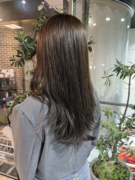 ヘアーアンドメイク ビス(HAIR&MAKE bis) ブリーチなしダブルカラー/グレージュ【黒田あさみ】