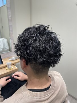 ポレン ドレッサーズ(Pollen Dressers) プードルパーマ