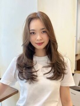 ザック ヴィ(ZACC  vie) ワンカールレイヤー/ロングレイヤー/レイヤーカット/ベージュ