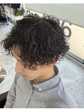 ファースト(1st) 波巻きパーマ