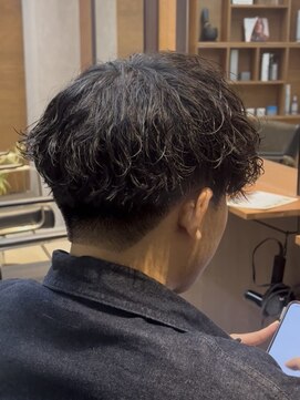 シャドウパーマ/津田沼/メンズパーマ/ハイトーン/ブリーチ