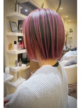 パコ(Paco) 外国人風ハイライト/バレイヤージュグレージュ/ 前下がりボブ