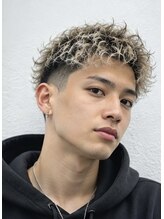 【20代からの身だしなみ】molocoが提案する大人男子のためのヘアデザインをご紹介【神保町/御茶ノ水】