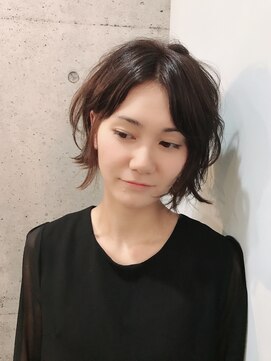 トーリ(tohri) 切りっぱなしボブ