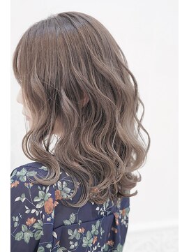 シャンティー(shanti) イルミナ×アッシュブラウン