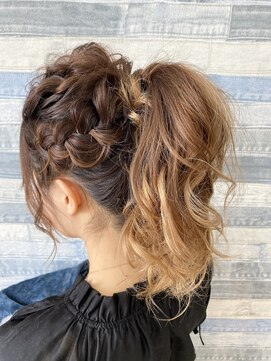おしゃれヘアアレンジ ポニーテール 編み込み L ベンティレオ Venti Leo のヘアカタログ ホットペッパービューティー