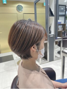 グロー(glow) 乾かすだけでまとまる♪時短ショート♪