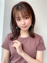 アフロート ディル(AFLOAT D'L) 20代30代40代小顔外ハネミディアムひし形シルエットくびれミディ