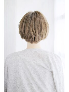 ポールプラスエヌ(PAUL+n) 20代30代40代 見た目も気分もアガるボブ【枚方】