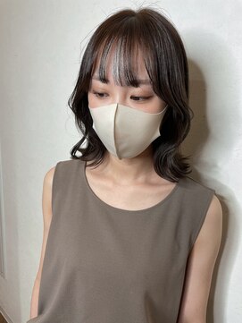 イオエ(ioe) 前髪/アンブレラカラー/こなれミディ/イメチェン/ウェーブパーマ