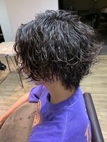 エヌプラス(N+)&nbsp;刈り上げセンターパートサーフカールブルーブラッフェザーパーマ