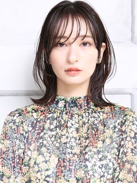 クラッチ ユニ(CLUTCH uni) 大人可愛い小顔美髪ツヤ髪こなれヘア似合わせカット外ハネA2