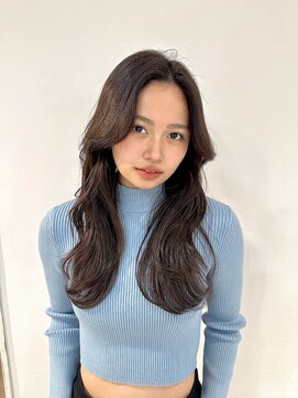 レイラバイアフロート 吉祥寺(Lila by afloat) くびレイヤーエモージュ大人かわいい 20代30代40代似合わせ