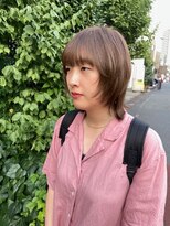 シンク オモテサンドウ(sync omotesando)&nbsp;ナチュラルベージュとウルフカット