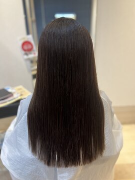 ヴィヴァーチェイルソーレ(VIVACE ilsole) 20代30代40代髪質改善カラー暗色ショコラアッシュ暗色ロング