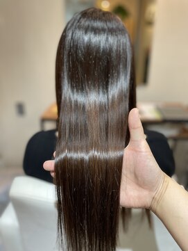 カミヒトエ。 カットカラープリンセストリートメント