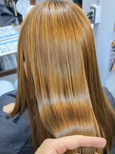SNSで見たサラサラ艶々の”あの髪”を完全再現！従来の縮毛矯正のデメリットを排除したオーダーメイド技術
