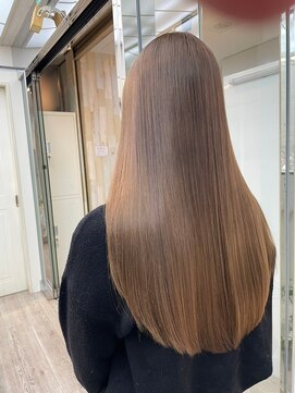 ネウィ 調布(newi) ミディアムレイヤーカット艶髪/美髪スタイル#シルキーベージュ