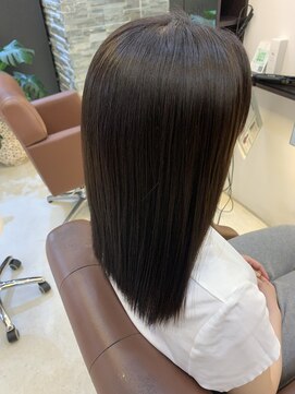 ロイ 梅田(Roy) 縮毛矯正/暗髪/トーンダウン/ツヤ/ナチュラル