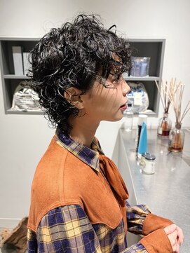 エイゾー 銀座(EIZO) ショートウルフパーマ/くるくるパーマ