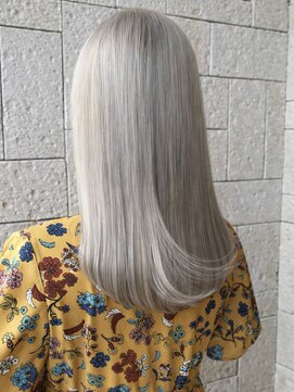 ヴォアソルヂェ オリエンタル(Voasorte ORIENTAL) Voasorte ORIENTAL★ホワイティベージュ