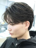 フィフス 大分(fifth)&nbsp;大分フェザーパーマメンズカットラウンドマッシュセンターパート