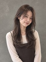 ラベルムバイエーケー(La Belleme by AK)&nbsp;上品グレージュロングレイヤー