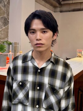 ヒュー 広島(HEW) 韓国風マッシュウルフ