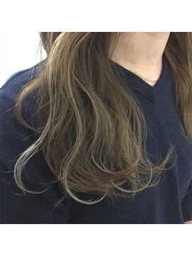 キー(kii) インナーポイントカラー、ベージュ