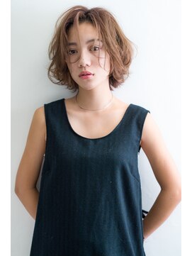 エニイ(ANY) ピンクグレージュ / 抜け感ボブ