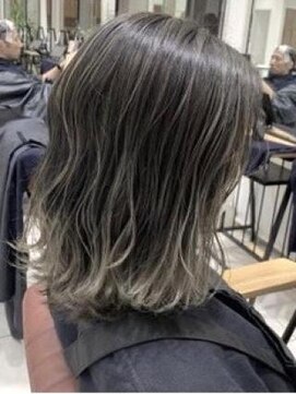 クアトログランシュ ひたちなか店(QUATRO×GranCieux) ハイライトグラデーション