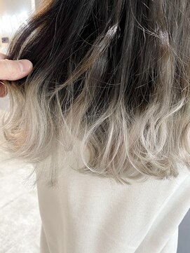 ジーナ 勝どき(Zina) 【Zina】エアリーミディ/黒髪/ホワイトグレージュ