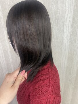 アンダーバー(UNDRvr) グレージュ