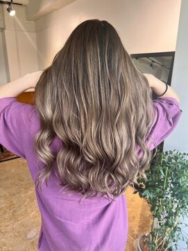 メリー オオサカ(Merly Osaka) ナチュラルバレイヤージュ_パールグレージュ_