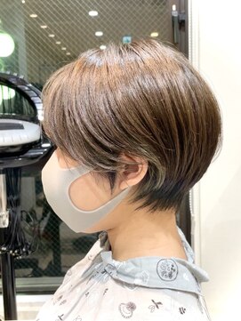 アッシュ 大泉学園店(Ash) 【絶壁解消】【襟足改善】丸みショートボブ