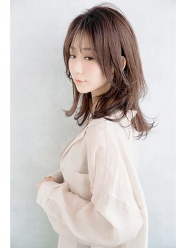 エレノア 梅田 大阪駅前第4ビル店(Eleanor) セミロング