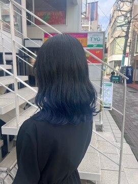 アソビ 表参道(ASOBI) ダブルカラー 裾カラー 青髪 グラデーション