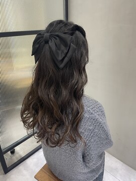 フェリア 松山(Feria) 【Feria松山】タイトロープハーフアップ‐相原愛梨‐