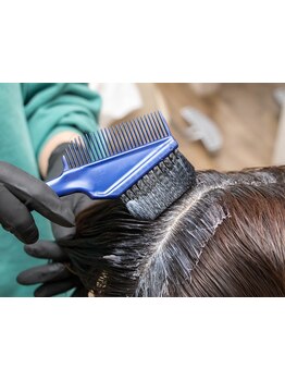 白髪をカバーしながら、あなたの理想の髪色が叶う♪ヴィラロドラもご用意しております☆