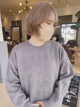 アースコアフュールボーテ 川越店(EARTH coiffure beaute) ホワイトミルクティー_ケアブリーチ_ボブ外ハネボブ